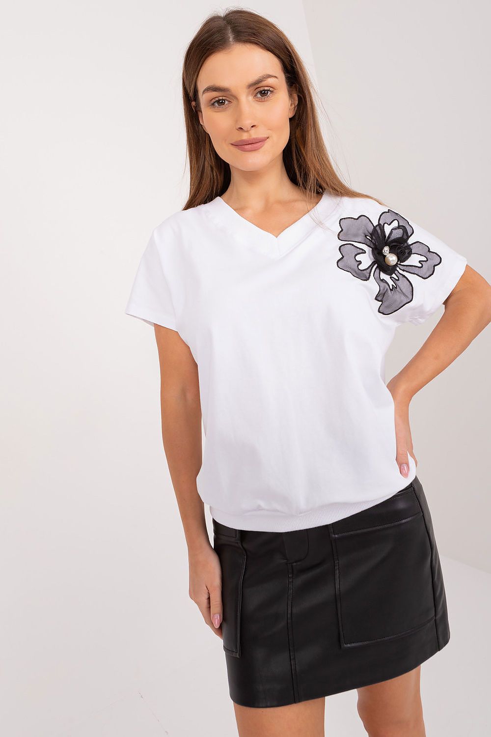  Blouse model 195771 BFG 