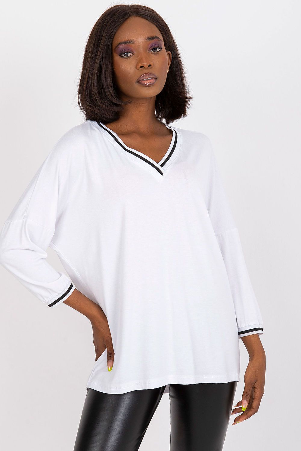  Blouse model 164687 BFG 