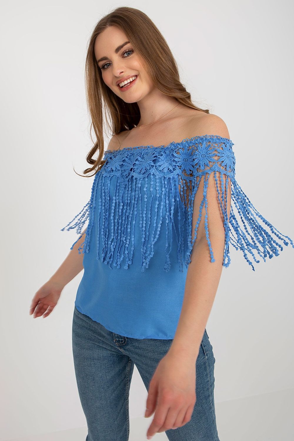  Blouse model 181491 AT 